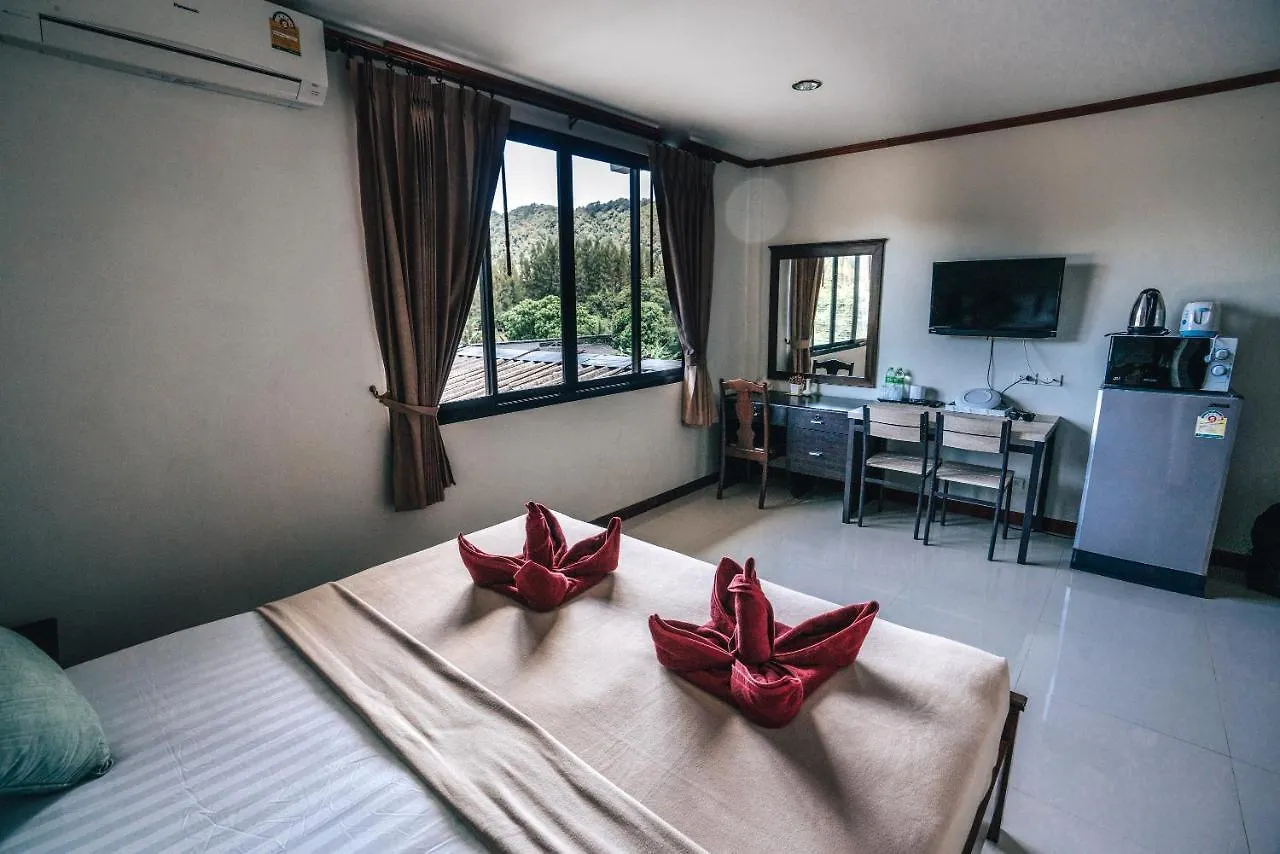 Phra Ae Apartments Ko Lanta